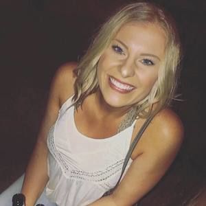 Meet your Posher, Kaitlin